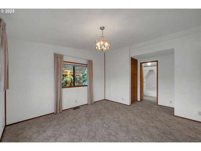 1199 N Terry St 366, Eugene, OR 97402