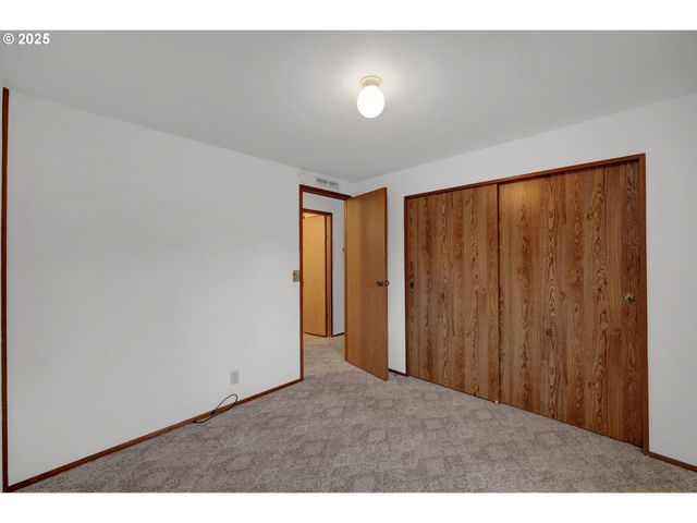 1199 N Terry St 366, Eugene, OR 97402