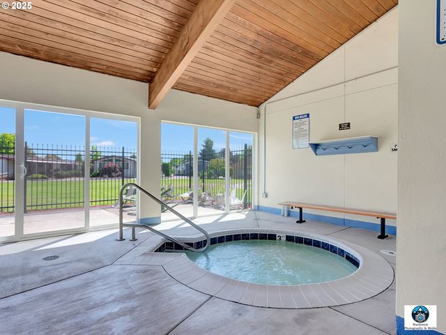 1199 N Terry St 366, Eugene, OR 97402