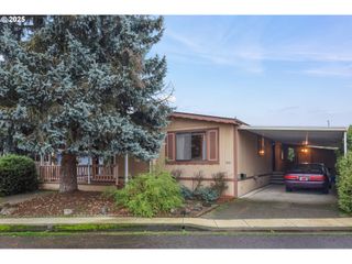 1199 N Terry St 366, Eugene, OR 97402