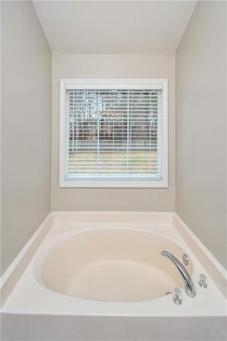 75 Ashebrooke Way, Jefferson, GA 30549