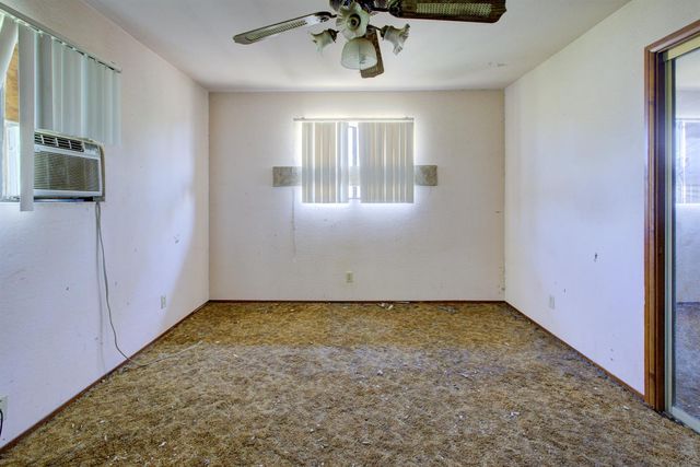 873 Loquat Ave, Patterson, CA 95363