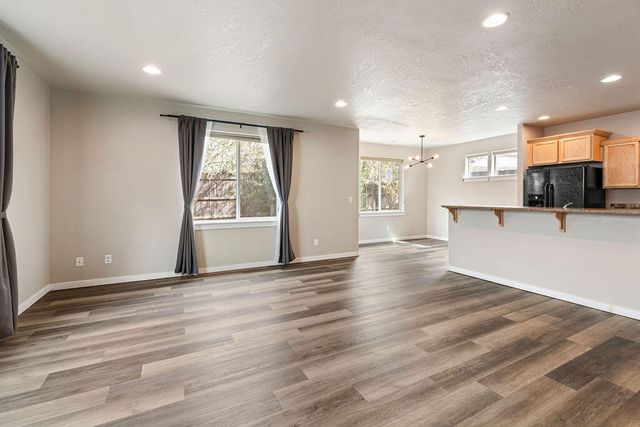 21332 Oconnor Way, Bend, OR 97701