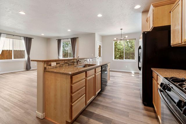 21332 Oconnor Way, Bend, OR 97701