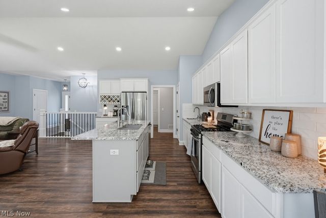 5455 Coverdale Way, Medina, OH 44256