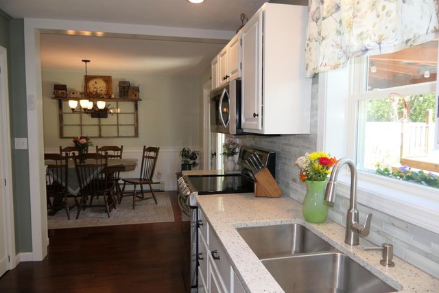 27 Thorpe Avenue Extension, St. Albans Town, VT 05478