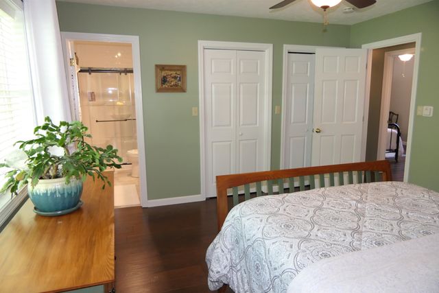 27 Thorpe Avenue Extension, St. Albans Town, VT 05478