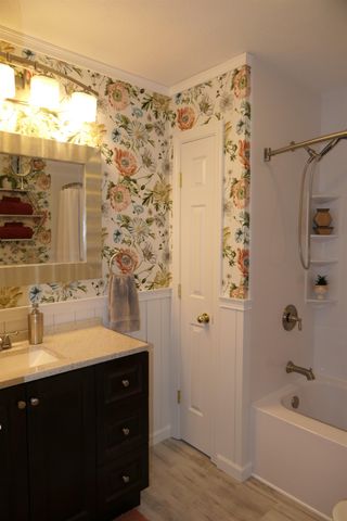 27 Thorpe Avenue Extension, St. Albans Town, VT 05478