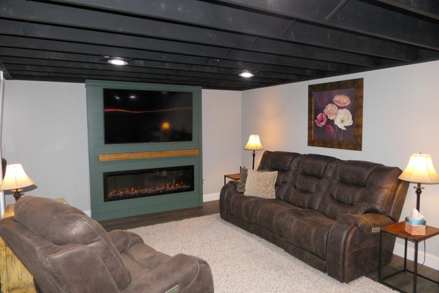 27 Thorpe Avenue Extension, St. Albans Town, VT 05478