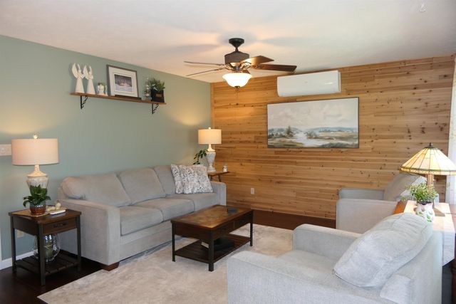 27 Thorpe Avenue Extension, St. Albans Town, VT 05478