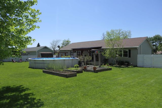 27 Thorpe Avenue Extension, St. Albans Town, VT 05478