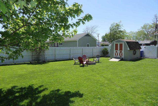 27 Thorpe Avenue Extension, St. Albans Town, VT 05478