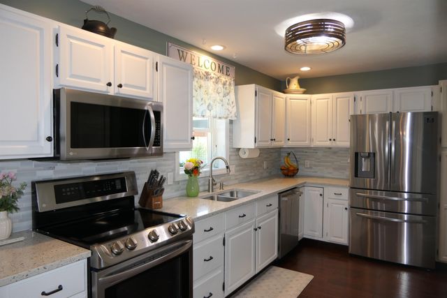 27 Thorpe Avenue Extension, St. Albans Town, VT 05478