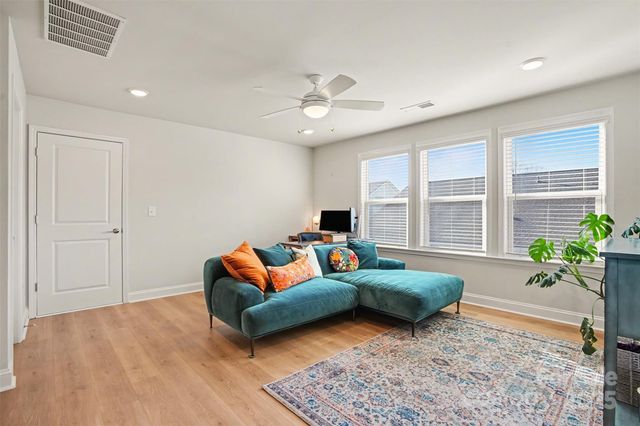 1104 Drummond Avenue, Charlotte, NC 28205