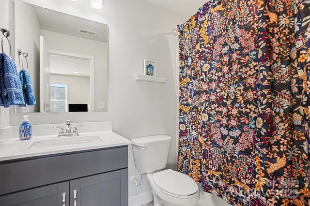 1104 Drummond Avenue, Charlotte, NC 28205