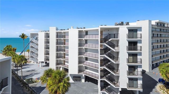 25820 Hickory BLVD 402, Bonita Springs, FL 34134