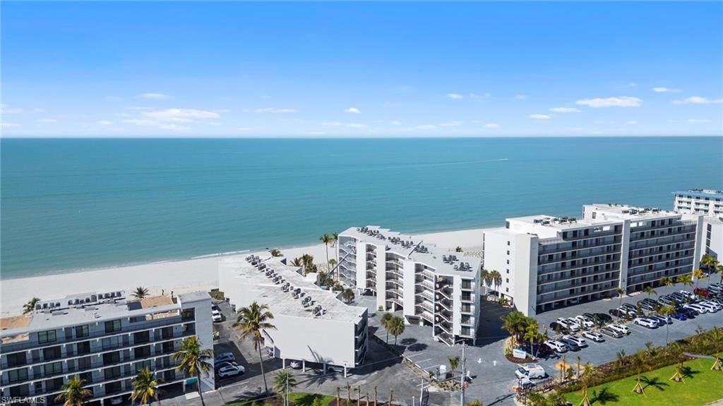 25820 Hickory BLVD 402, BONITA SPRINGS, FL 34134 — photo 2
