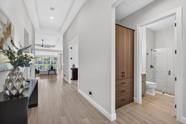 10146 Riverstone Way, Palm Beach Gardens, FL 33412