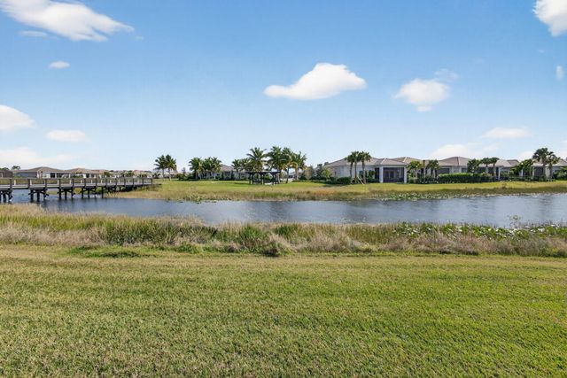 10146 Riverstone Way, Palm Beach Gardens, FL 33412