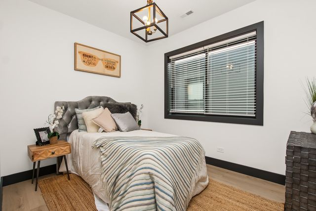 6508 S Ingleside Avenue, Chicago, IL 60637