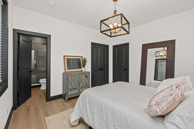 6508 S Ingleside Avenue, Chicago, IL 60637