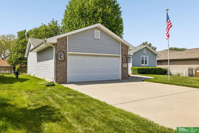 2315 Liberty Bell Lane, Lincoln, NE 68521