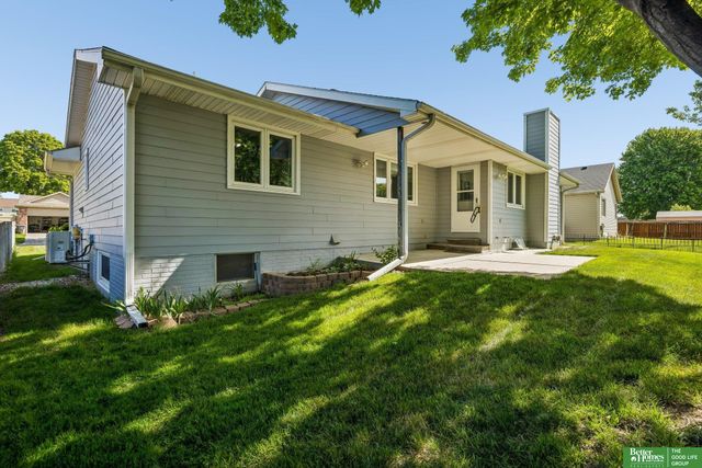 2315 Liberty Bell Lane, Lincoln, NE 68521