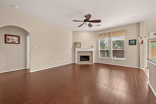 13719 Saxony Drive, Sugar Land, TX 77498