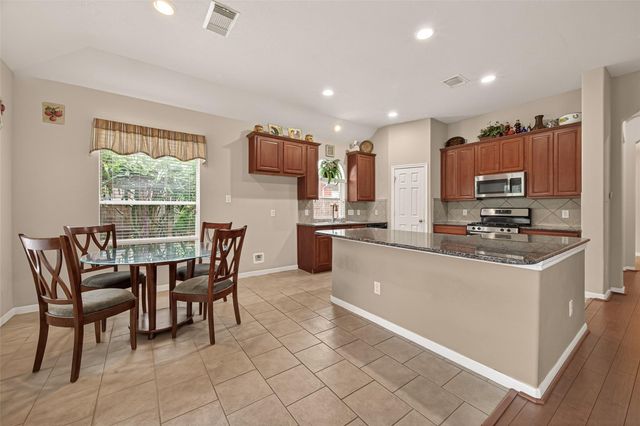 13719 Saxony Drive, Sugar Land, TX 77498