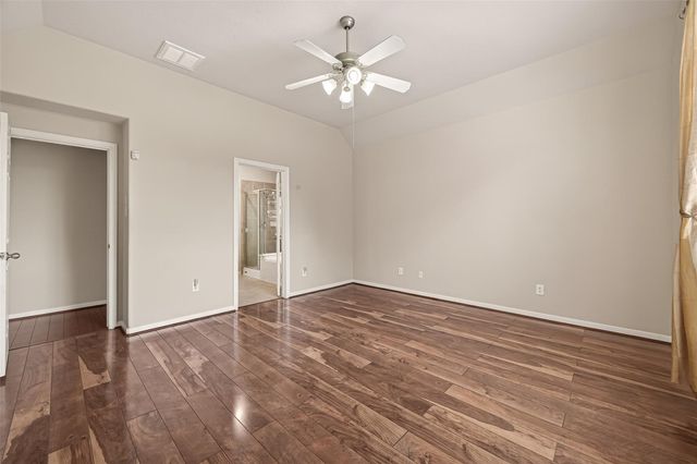 13719 Saxony Drive, Sugar Land, TX 77498