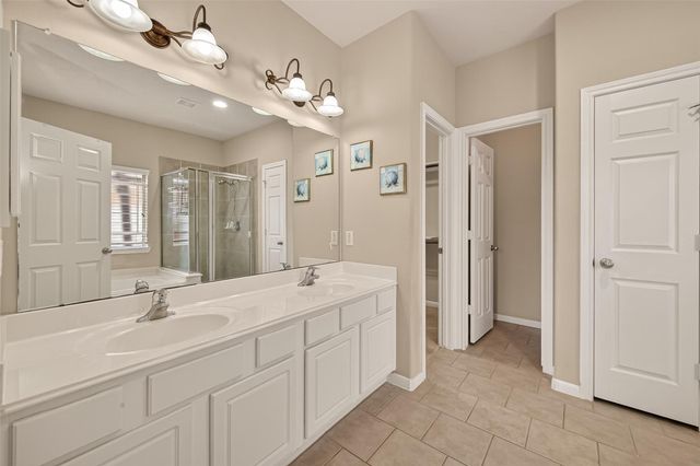 13719 Saxony Drive, Sugar Land, TX 77498