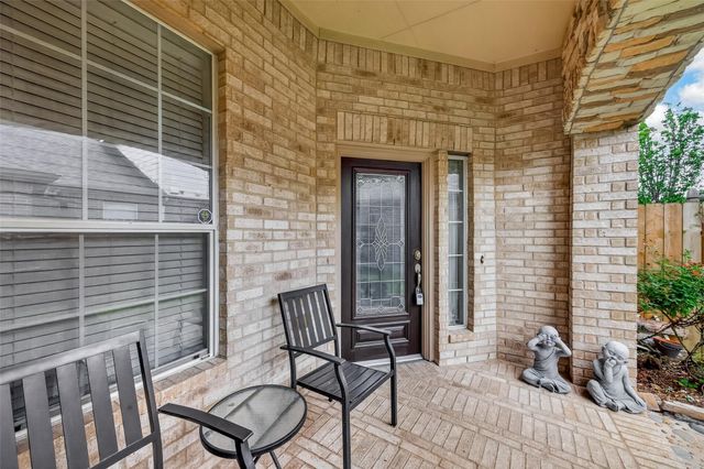 13719 Saxony Drive, Sugar Land, TX 77498