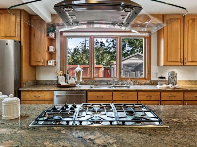 1941 Deodara Drive, Los Altos, CA 94024