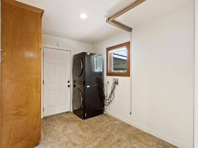 1941 Deodara Drive, Los Altos, CA 94024