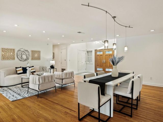 1941 Deodara Drive, Los Altos, CA 94024