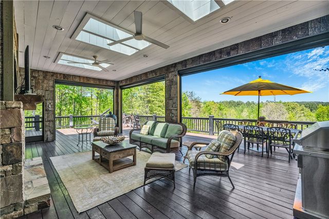 301 Augusta Way, Sunset, SC 29685