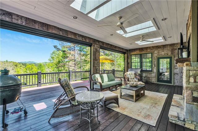 301 Augusta Way, Sunset, SC 29685