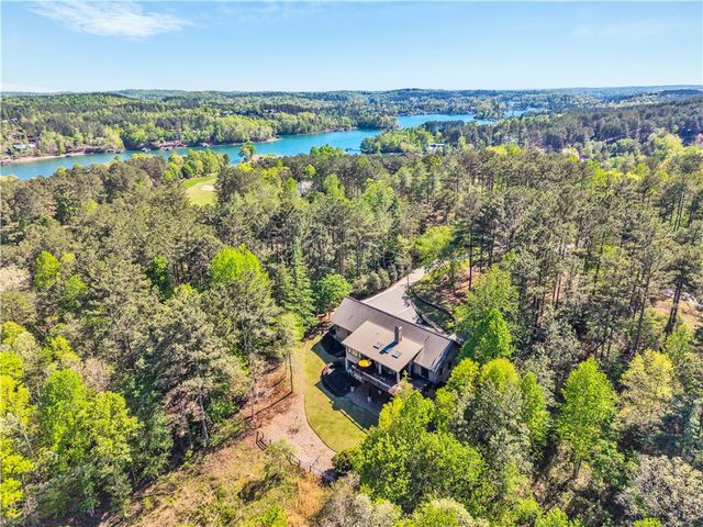 301 Augusta Way, Sunset, SC 29685