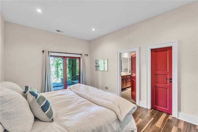 301 Augusta Way, Sunset, SC 29685