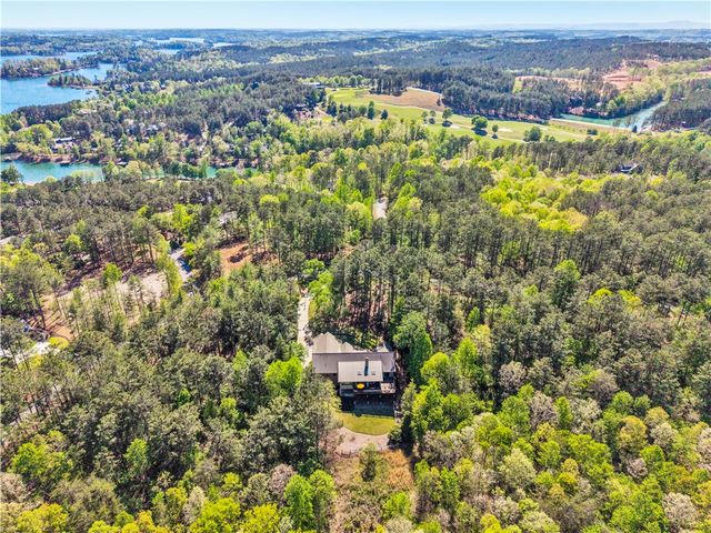 301 Augusta Way, Sunset, SC 29685
