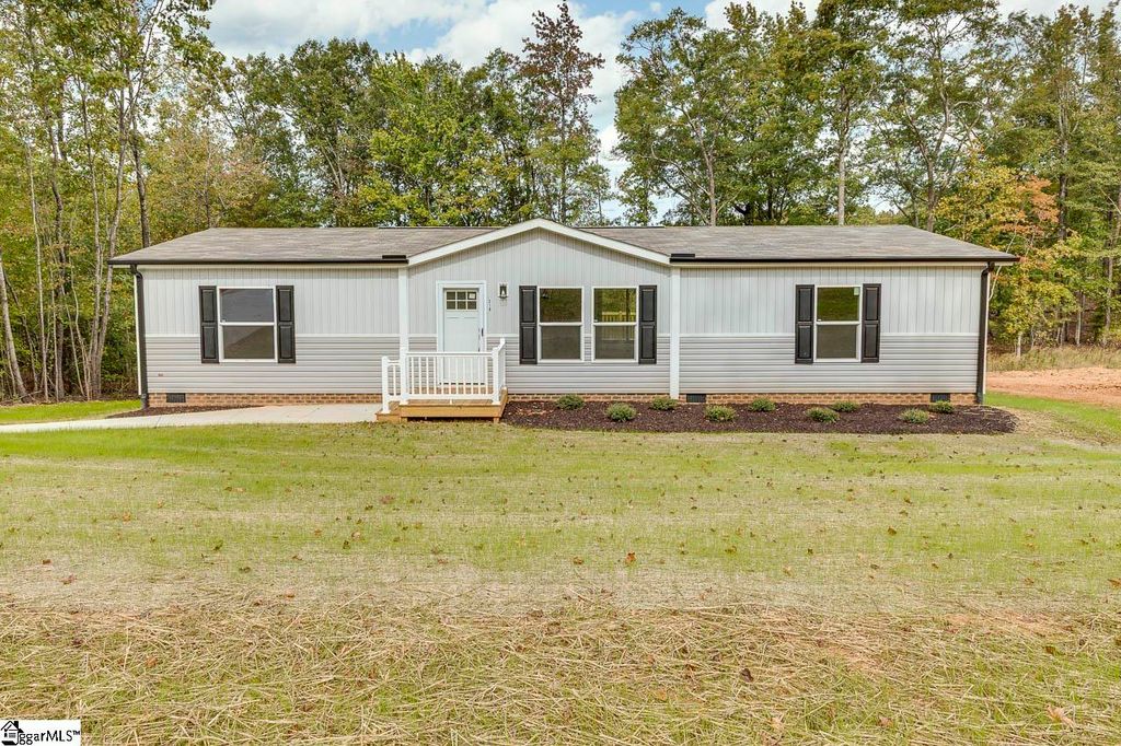 318 Bulman Road, Roebuck, SC 29376