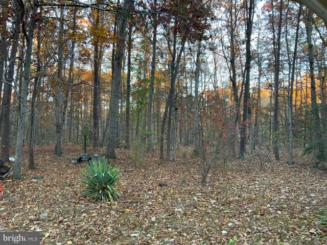 9000 FOX RUN DR, Spotsylvania, VA 22551