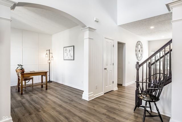 4348 Ledge Rock Court, Zionsville, IN 46077