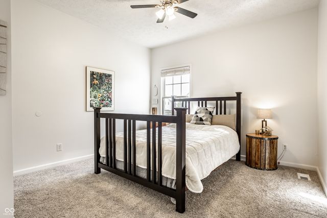 4348 Ledge Rock Court, Zionsville, IN 46077