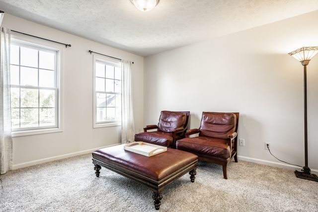 4348 Ledge Rock Court, Zionsville, IN 46077