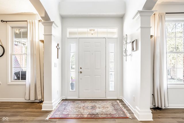 4348 Ledge Rock Court, Zionsville, IN 46077