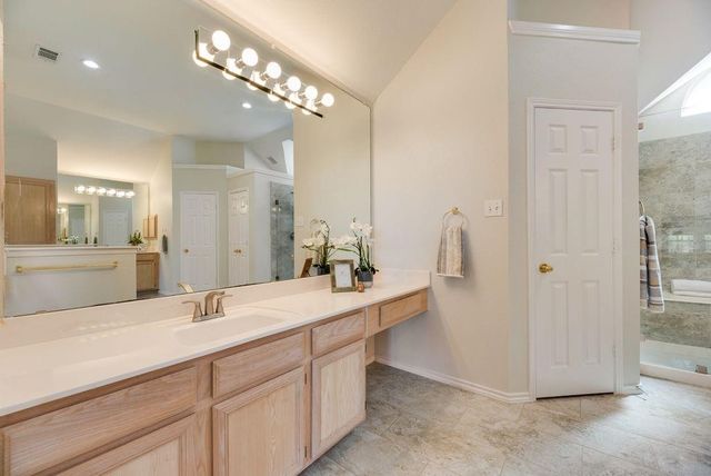 5832 Mossbrook Trail, Dallas, TX 75252