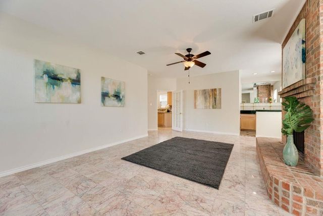 5832 Mossbrook Trail, Dallas, TX 75252