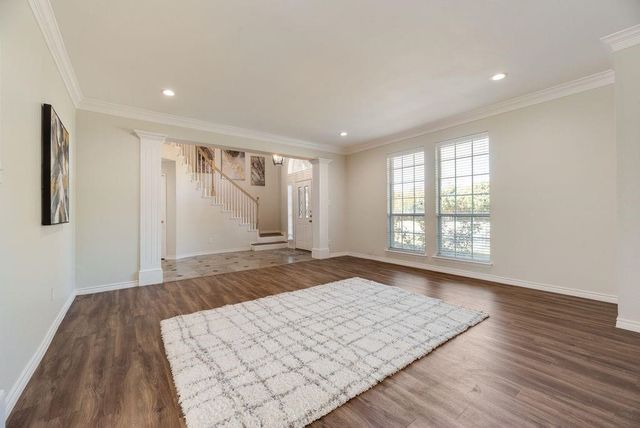 5832 Mossbrook Trail, Dallas, TX 75252