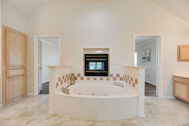 5832 Mossbrook Trail, Dallas, TX 75252